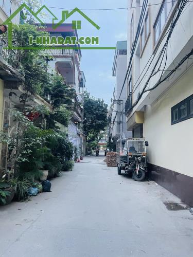 Bán Đất Tặng Nhà 2 Tầng 75m2, Lý Sơn Long Biên, Ngõ Thông Ô tô, Hàng Xóm Khai Sơn 11.x Tỷ - 1