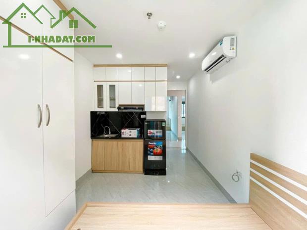 NHÀ CẦU GIẤY- LÔ GÓC 6 TẦNG- THANG MÁY- KINH DOANH DÒNG TIỀN 1,2 TỶ/NĂM - 3