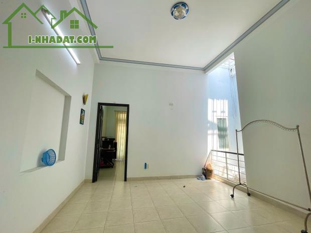 Bán nhà 71m2 1 trệt 1 lầu đã hoàn công phường Ngọc Hiệp - 1