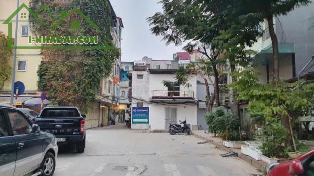 DƯƠNG VĂN BÉ - Ô TÔ ĐỖ CỬA - NHÀ 2 MẶT THOÁNG - 42M - 8,xTỶ. - 1