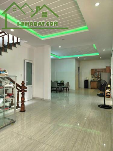 Nhắc lại :  Bán nhà 3 tầng Góc 2 mặt tiền đường Thích Quảng Đức - KĐT Phước Long B - 1