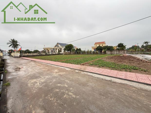 Bán đất thị trấn quất lâm gần quảng trường 90m2 chỉ nhỉnh 1 tỷ - 2