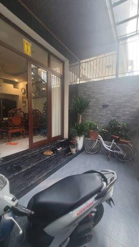 Bán Nhà Thượng Thanh 68m2 4 Tầng Tự Xây, MT 5m Ngõ Ô tô Giá Bán 10 Tỷ Hơn