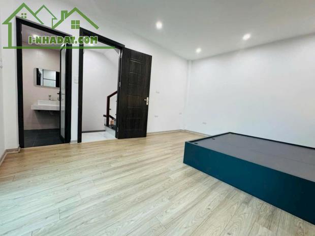 🏘 NHÀ ĐẸP MỚI KÍNH KONG - Ở NGAY - Ô TÔ ĐỖ CỔNG- CHỢ TRƯỜNG CÁCH NHÀ KHÔNG ĐẾN 200M