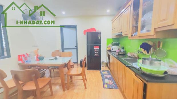 Bán nhà mặt phố Kim Ngưu, Hai Bà Trưng, tiện kinh doanh 4 tầng 35m2 giá 15 tỷ