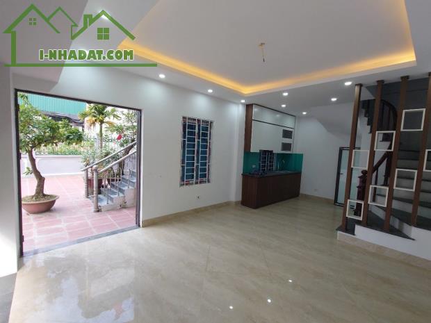 🔥 BÁN NHÀ LÔ GÓC – NGAY GẦN HỒ ĐIỀU HÒA – LIÊN MẠC – CHỈ 6.05 TỶ 🔥