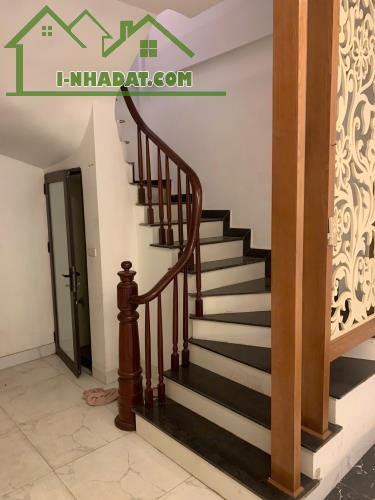 TÔI CẦN BÁN NHÀ NGÕ 79, PHỐ 8/3,LÔ GÓC, KD 32M2, 5 TẦNG, MT4.1M GIÁ 6.2 TỶ - 1
