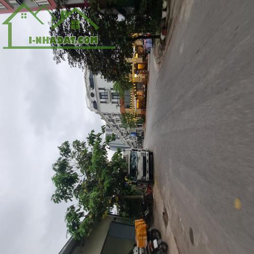 Bao check giá toàn khu vực. 65.4m2 phố kinh doanh Trâu Quỳ, Gia Lâm. 11 tỷ x. - 2