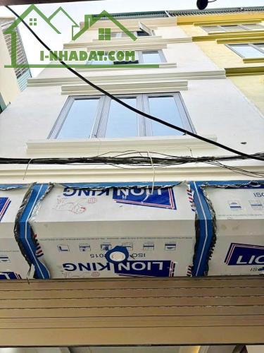 Bán nhà đường Yên Hòa Phường Yên Nghĩa, dt 36m2, 5T, ô tô đỗ cửa, giá 3.8 tỷ - 5