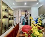 Bán Nhà Quận Long Biên 40m2-hơn 6 tỷ-DÂN XÂY-Ô TÔ-FULL NỘI THẤT-PHÁP LÝ CHUẨN-SỔ VUÔNG