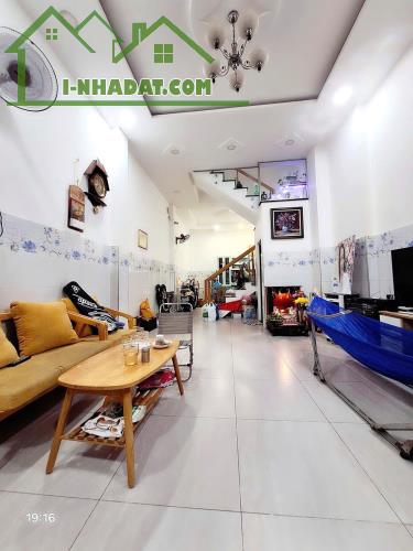 Bán Nhà Bình Tân, Mặt Tiền KD 3 Tầng, giáp Tân Phú chỉ 6 tỷ nhỉnh.