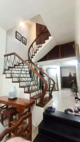 Bán nhà Ôtô tránh Phố Hoàng Cầu: 50m2/5Tầng/MT 4.2m 27 Tỷ Cách Hồ 30m, KD đỉnh - 3