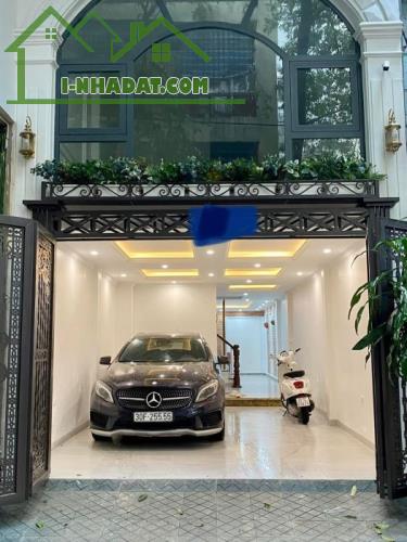 BÁN NHÀ PHỐ TRẦN QUANG DIỆU, 60M2 MT RỘNG, THANG MÁY, ĐƯỜNG Ô TÔ TRÁNH, KINH DOANH