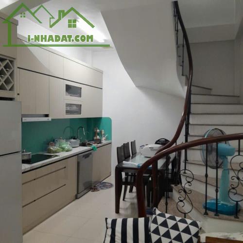 Phân lô quân đội - Oto đỗ cửa - Vip Ba Đình - Dân trí cao