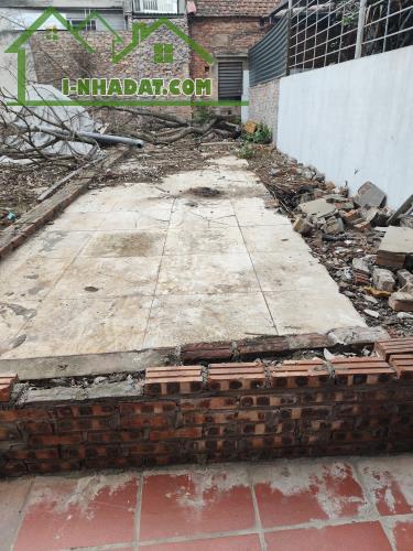 Bán gấp mảnh đất Cự Khối Ô Tô 38m2 giá 3.6 tỷ - 1