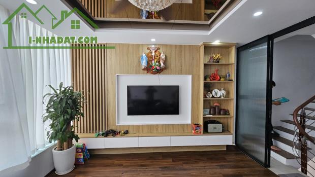 BÁN NHÀ PHỐ VĂN LA HÀ ĐÔNG_NGÕ RỘNG NHƯ SÂN BÓNG_NHÀ DÂN XÂY 5 TẦNG THANG MÁY_LÔ GÓC - 3