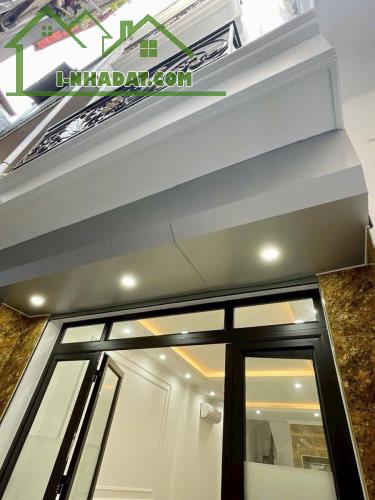 8.75 tỷ nhà Pháo Đài Láng Đống Đa mới tinh 60m ra ô tô 6 tầng thang máy 36m2, ở + cho thuê - 1