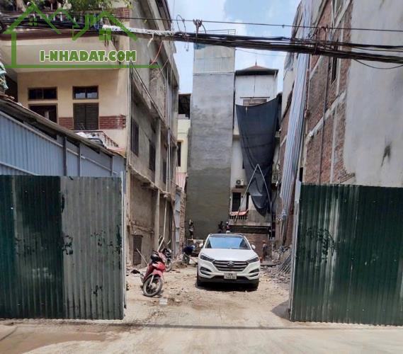 Đất vàng Đội Cấn Ba Đình ngõ to 3 ô tô tránh vỉa hè 48.6m MT 3.9m xây tòa thang máy đẹp