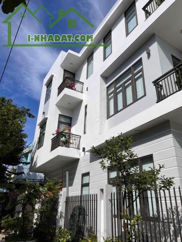 Bán nhà 3 tầng Góc 2 mặt tiền Khúc Hạo - Lê Cảnh Tuân, Sơn Trà, Đà Nẵng, giá 15 tỷ 5 tl