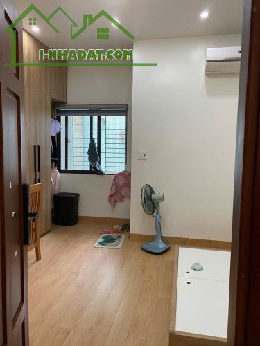 Bán nhà Võ Văn Kiệt, 2 mặt kiệt ngang 6m5 4 tầng sẵn dòng tiền 25 triệu/ tháng. - 2