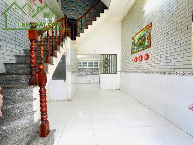 Bán nhà Cô Giang 30m2 hẻm 3,5m cách MT 1 căn – Giá 6,5 Tỷ tl. - 1