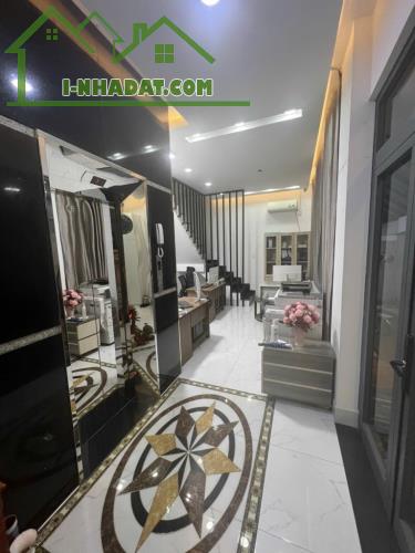 🔥 BÁN NHÀ LÔ GÓC - NGANG KHỦNG 7.2M - MẶT TIỀN ĐƯỜNG THỊ GIANG, QUẬN 12 - 13.5 tỷ