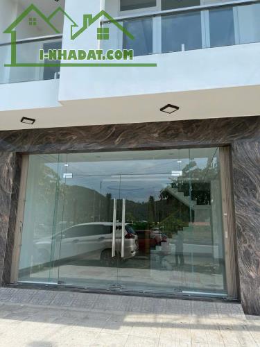 Bán nhà mặt tiền đại lộ Võ Nguyên Giáp, ngay KĐT Mỹ Gia. Giá 9 tỷ - 1