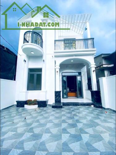 Bán Nhà mái 2 tầng Thái mặt tiền Đường Nhựa Đồng Ngôn - Diên Sơn - Diên Khánh dt 105m2 - 2