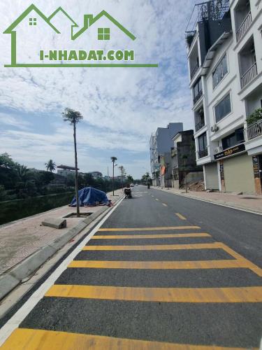 Bán nhà: Ngọc Hồi, 50m2, 3 tầng, dân xây chắc chắn, gần Bến xe nước ngầm. Hơn 5 tỷ - 3