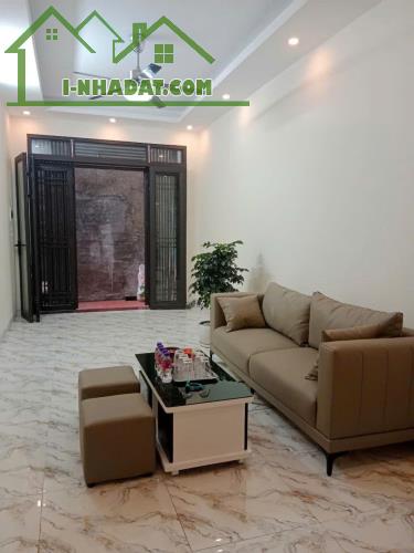 5 TẦNG ĐỦ NỘI THẤT Ở NGAY – GẦN TRƯỜNG HỌC – DÂN TRÍ CAO – AN NINH TỐT - PHỐ ĐÔNG THIÊN - 2