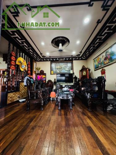 BIỆT THỰ GỖ LIM - TRUNG TÂM XA HOA QUẬN 6 NGAY BÌNH PHÚ  - ĐẲNG CẤP THƯỢNG LƯU. - 1