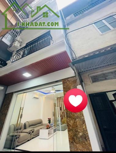 📢Cần  bán nhà Phạm Văn Đồng  👉Dt 36m2   👉Mt4.5m  Nhà  xây 6 tầng  thang máy đẹp . Giá 9 - 5