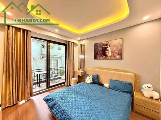 Bán Nhà Đại Học Công Nghiệp - Nhà Đẹp Trung Kiên