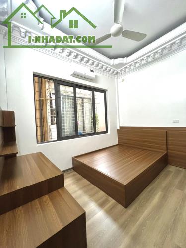BÁN NHÀ THỊNH QUANG – ĐỐNG ĐA GẦN PHỐ THÁI THỊNH, 2 THOÁNG, NGÕ RỘNG, 5 TẦNG NỘI THẤT ĐẸP. - 4