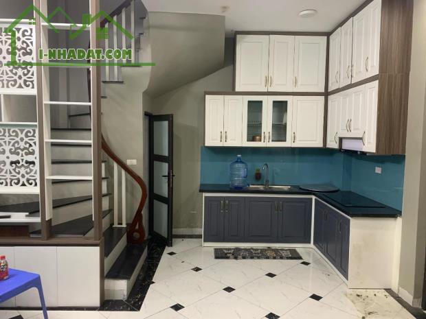 NHÀ MỚI ĐẸP-35M2 TRUNG TÂM VĂN QUÁN-NGÕ NÔNG- GẦN GA TÀU- CHỈ 6.95 TỶ. - 2