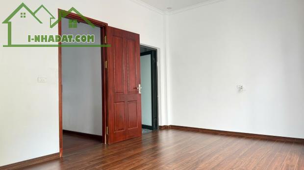 Vị Trí Cổ Nhuế Ngõ 401 Thuận Tiện Giao Thông Cách đường Cổ Nhuế 10m với DT 30 m giá 8,5 tỷ - 1