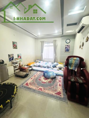BÁN NHÀ MTKD ĐƯỜNG TRẦN HƯNG ĐẠO, SÁT LŨY BÁN BÍCH, TÂN PHÚ, 106 M2, 4 LẦU - 2