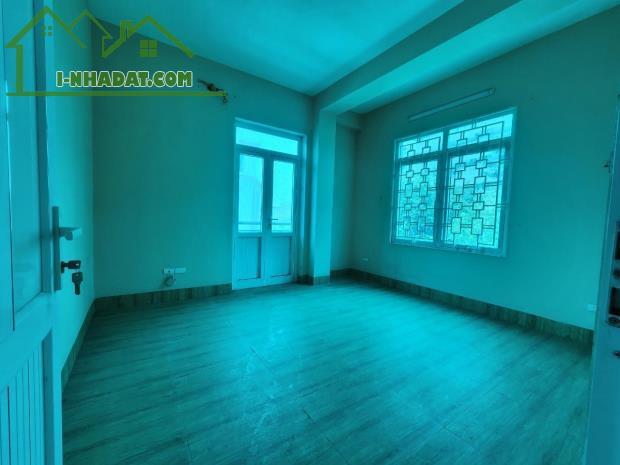 🔥🔥🔥TAM GIÁC VÀNG LONG BIÊN - VIỆT HƯNG - MẶT PHỐ - 3 MẶT TIỀN - KINH DOANH VP - GIÁ TỐT - 2
