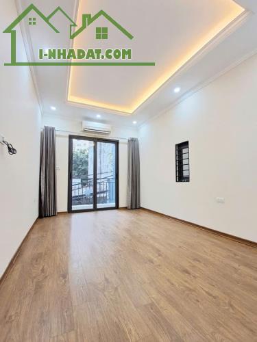 NHÀ PHỐ TRƯƠNG ĐỊNH - TÂN MAI - 4PN - 6 TẦNG - NGÕ THÔNG - 2