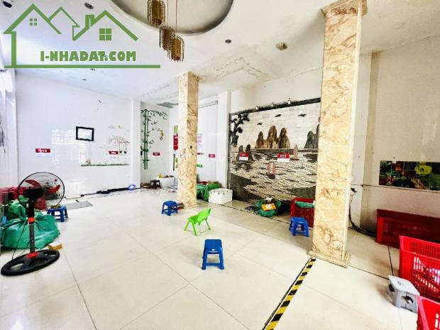 Săn Ngay Biệt Thự Lô Góc – Đầu Tư - Ở - Kinh Doanh – Thu Nhập Gần 100tr/– Giá Hơn 230tr/m² - 1