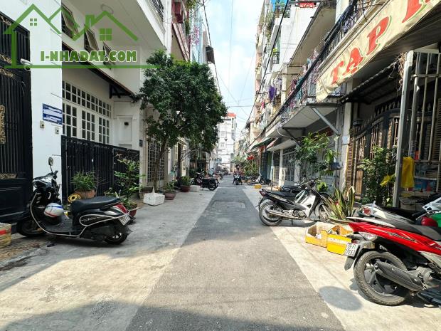 CỰC HIẾM–CHUNG CƯ MINI MẶT PHỐ MỸ ĐÌNH–KINH DOANH SẦM UẤT–7 TẦNG–10 PHÒNG – DÒNG TIỀN