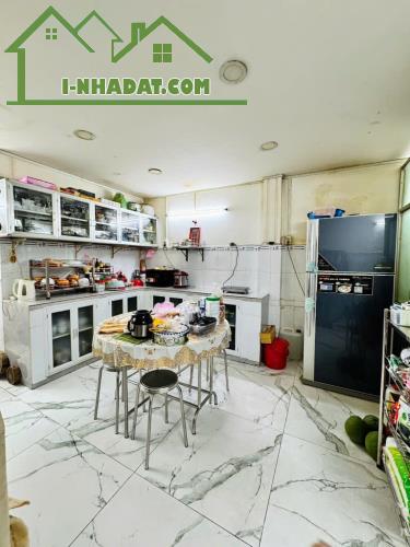 Mặt tiền KD sầm uất Phú Nhuận, liển kề Phan Xích Long, 67m2, 3 Tầng,Ở&cho thuê, 13.8 Tỷ
