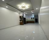Tuyệt phẩm nhà 5 tầng , 37M giá hơn 6 tỷ tại Ngọc Thuỵ , ngõ rộng gấn chỗ 2 ô tô tránh