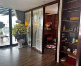 Hạ giá bán nhanh Mặt phố Hào Nam giá 31 tỷ, 73m2, MT 5m, Hè rộng.