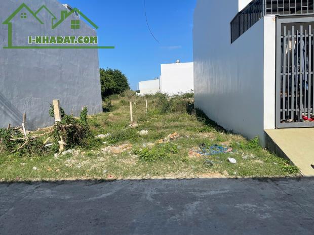 Cần bán lô đất khu mini Vĩnh Thạnh , Nha Trang . DT 99,3 n2 , full thổ , giá 1 tỉ 920 - 1