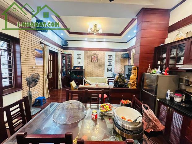 NGUYỄN TRÃI TRUNG TÂM QUẬN 72M CHỈ 11 TỶ, MẶT TIỀN QUYỀN LỰC - NGÕ ĐẸP - GẦN PHỐ - GẦN Ô - 2