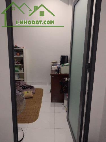 Bán nhà MỚI 40M2 HXH 3M, NGANG 4M, GẦN KDC HIMLAM, Đường Trần Xuân Soạn, Quận 7.