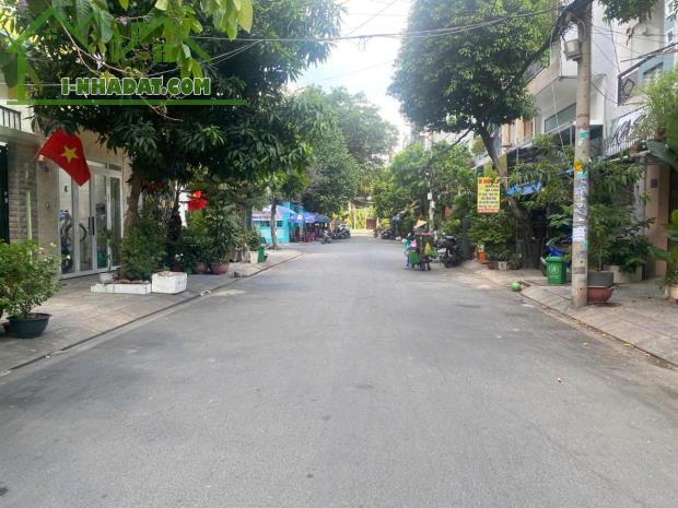 BÁN NHÀ QUẬN TÂN PHÚ, GẦN KÊNH TÂN HOÁ, 30M2, HẺM XE HƠI, NHỈNH 4 TỶ