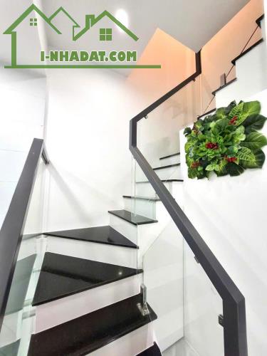 BÁN NHÀ QUẬN TÂN PHÚ, GẦN KÊNH TÂN HOÁ, 30M2, HẺM XE HƠI, NHỈNH 4 TỶ - 3