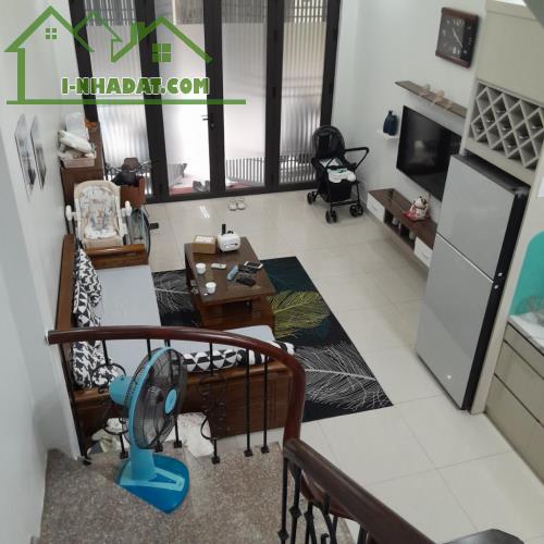 ĐỘC QUYỀN BÁN NHÀ PHÂN LÔ ĐỐNG ĐA Ô TÔ ĐỖ CỬA KINH DOANH 12.2 TỶ. - 1